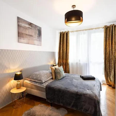 Clicktheflat Stawki * Варшава
